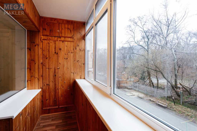 Продаж 3 кімнатної квартири (88,1/52/10,1), 3 пов. 9 пов. будинку, <a class="location-link" href="/kiev/" title="Недвижимость Київ">Київ</a>, <a class="location-link" href="/kiev/pecherskij/" title="Недвижимость Печерський район">Печерський р-н</a>, Василя Тютюнника вул., 5-Б (изображение 16)