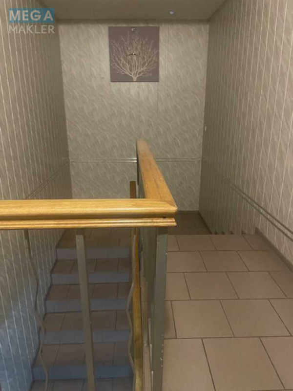 Оренда комерційної нерухомості, 20&nbsp;кв.м, под офис, <a class="location-link" href="/kiev/" title="Недвижимость Київ">Київ</a>, <a class="location-link" href="/kiev/shevchenkovskij/" title="Недвижимость Шевченківський район">Шевченківський р-н</a>, Берестейский просп., 20 (изображение 2)