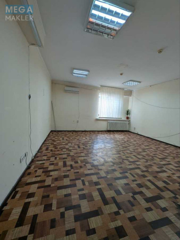 Оренда комерційної нерухомості, 35&nbsp;кв.м, под офис, <a class="location-link" href="/kiev/" title="Недвижимость Київ">Київ</a>, <a class="location-link" href="/kiev/shevchenkovskij/" title="Недвижимость Шевченківський район">Шевченківський р-н</a>, Берестейський просп., 20 (изображение 2)