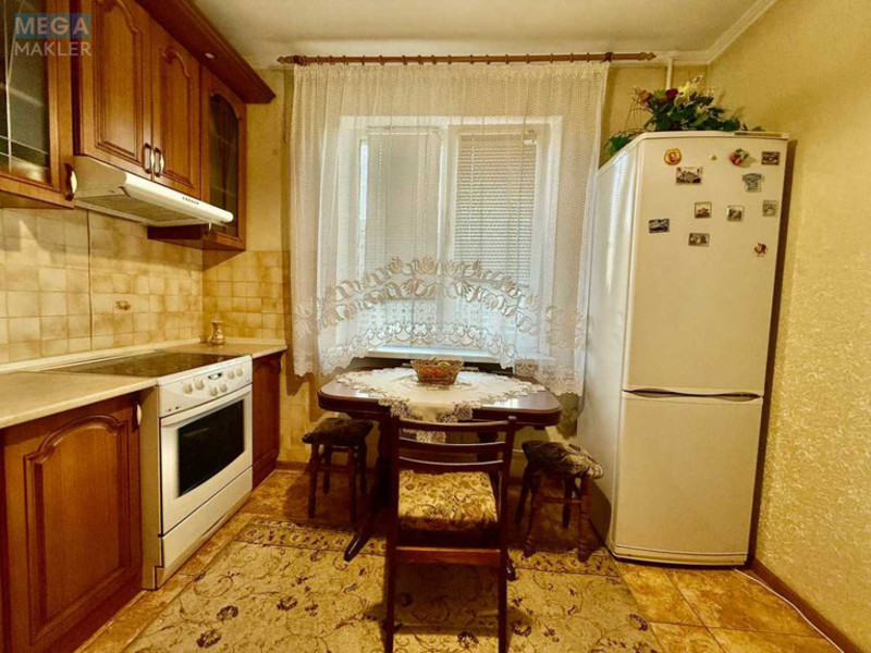 Оренда 2 кімнатної квартири, <a class="location-link" href="/kiev/" title="Недвижимость Київ">Київ</a>, <a class="location-link" href="/kiev/darnickij/" title="Недвижимость Дарницький район">Дарницький р-н</a>, Петра Григоренко просп., 29 (изображение 14)