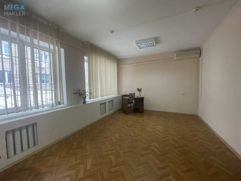 Оренда комерційної нерухомості, 22&nbsp;кв.м, под офис, <a class="location-link" href="/kiev/" title="Недвижимость Київ">Київ</a>, <a class="location-link" href="/kiev/shevchenkovskij/" title="Недвижимость Шевченківський район">Шевченківський р-н</a>, Берестейський просп., 20 (изображение 5)