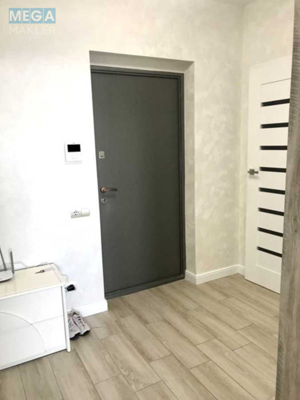 Оренда 1 кімнатної квартири, <a class="location-link" href="/kiev/" title="Недвижимость Київ">Київ</a>, <a class="location-link" href="/kiev/dneprovskij/" title="Недвижимость Дніпровський район">Дніпровський р-н</a>, Князя Романа Мстиславича вул. (изображение 14)