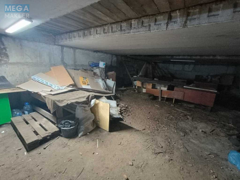 Продаж комерційної нерухомості, 90&nbsp;кв.м, <a class="location-link" href="/kiev/" title="Недвижимость Київ">Київ</a>, <a class="location-link" href="/kiev/desnyanskij/" title="Недвижимость Деснянський район">Деснянський р-н</a>, Пухівська вул., 2 (изображение 13)