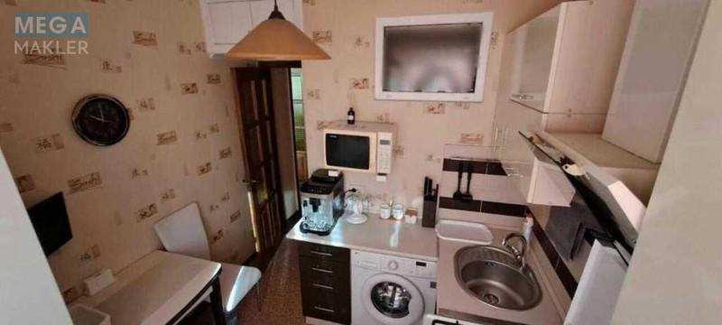 Продаж 1 кімнатної квартири (32/17/6), 5 пов. 5 пов. будинку, <a class="location-link" href="/kiev/" title="Недвижимость Київ">Київ</a>, <a class="location-link" href="/kiev/shevchenkovskij/" title="Недвижимость Шевченківський район">Шевченківський р-н</a>, Борщагівська вул., 212 (изображение 9)