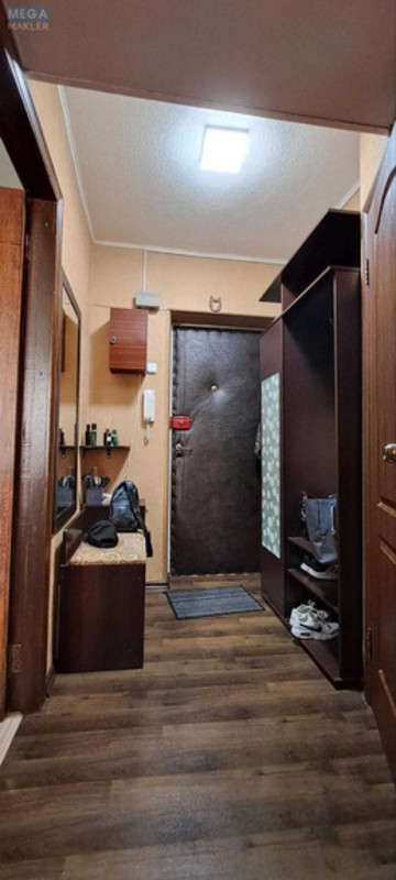 Продаж 1 кімнатної квартири (32/17/6), 5 пов. 5 пов. будинку, <a class="location-link" href="/kiev/" title="Недвижимость Київ">Київ</a>, <a class="location-link" href="/kiev/shevchenkovskij/" title="Недвижимость Шевченківський район">Шевченківський р-н</a>, Борщагівська вул., 212 (изображение 14)