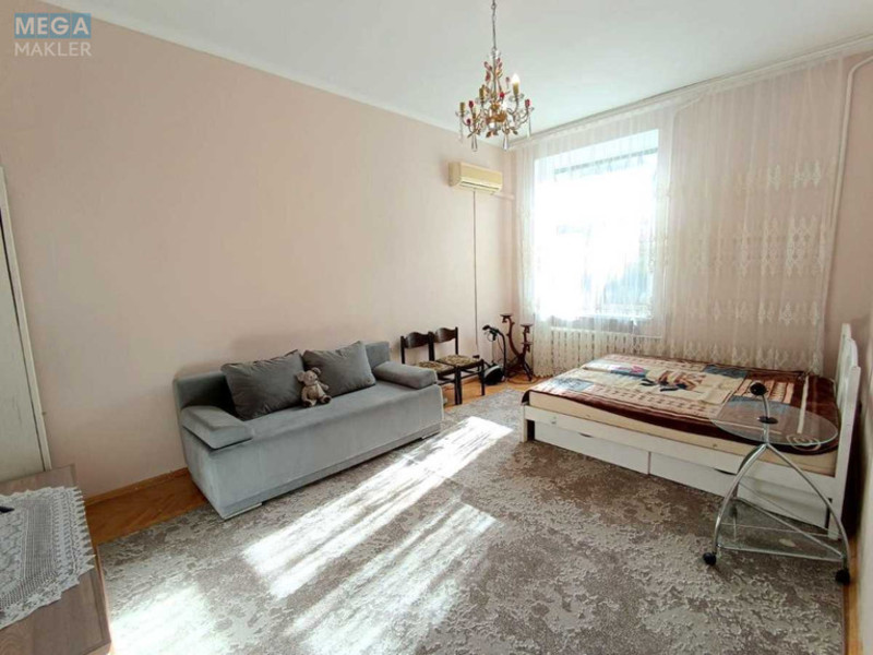 Оренда 1 кімнатної квартири, <a class="location-link" href="/kiev/" title="Недвижимость Київ">Київ</a>, <a class="location-link" href="/kiev/darnickij/" title="Недвижимость Дарницький район">Дарницький р-н</a>, Привокзальная ул., 8/1 (изображение 7)