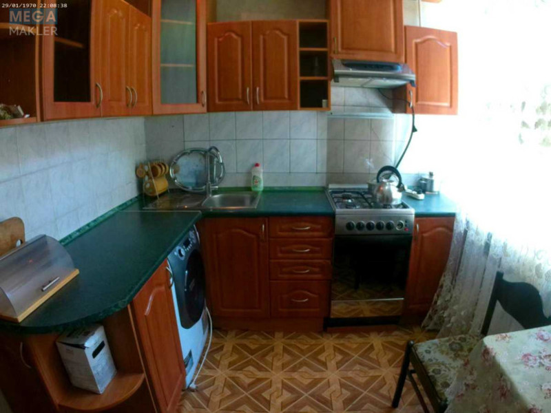 Оренда 1 кімнатної квартири, <a class="location-link" href="/kiev/" title="Недвижимость Київ">Київ</a>, <a class="location-link" href="/kiev/darnickij/" title="Недвижимость Дарницький район">Дарницький р-н</a>, Привокзальная ул., 8/1 (изображение 10)