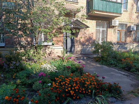 Оренда 1 кімнатної квартири, <a class="location-link" href="/kiev/" title="Недвижимость Київ">Київ</a>, <a class="location-link" href="/kiev/darnickij/" title="Недвижимость Дарницький район">Дарницький р-н</a>, Привокзальная ул., 8/1 (изображение 19)