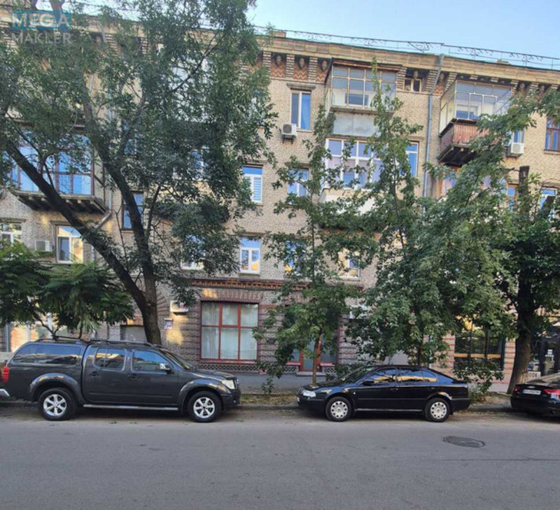 Продаж комерційної нерухомості, 105&nbsp;кв.м, под магазин, <a class="location-link" href="/kiev/" title="Недвижимость Київ">Київ</a>, <a class="location-link" href="/kiev/shevchenkovskij/" title="Недвижимость Шевченківський район">Шевченківський р-н</a>, Ярославська вул., 32 (изображение 2)