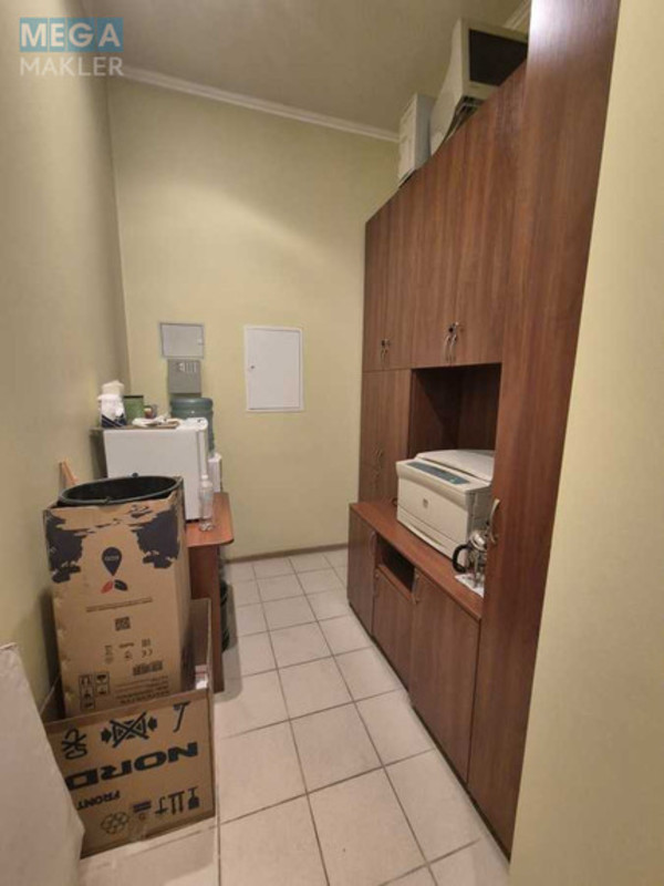 Продаж комерційної нерухомості, 105&nbsp;кв.м, под магазин, <a class="location-link" href="/kiev/" title="Недвижимость Київ">Київ</a>, <a class="location-link" href="/kiev/shevchenkovskij/" title="Недвижимость Шевченківський район">Шевченківський р-н</a>, Ярославська вул., 32 (изображение 11)