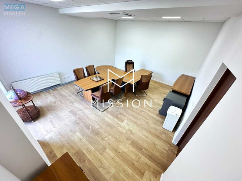 Оренда 3 кімнатної квартири, <a class="location-link" href="/kiev/" title="Недвижимость Київ">Київ</a>, <a class="location-link" href="/kiev/pecherskij/" title="Недвижимость Печерський район">Печерський р-н</a>, Інститутська вул., 18а (изображение 8)