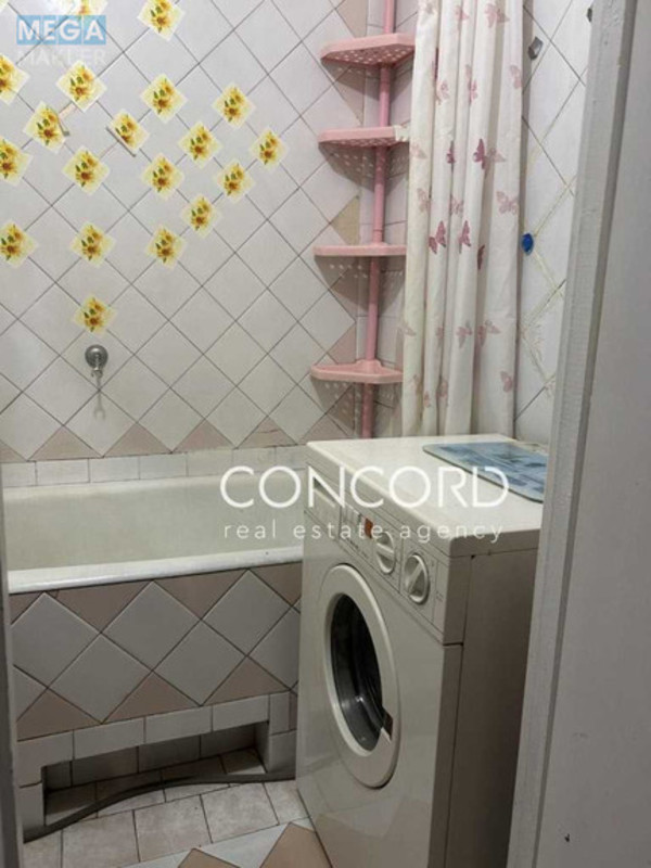 Продаж 2 кімнатної квартири (60/30/8,5), 8 пов. 16 пов. будинку, <a class="location-link" href="/kiev/" title="Недвижимость Київ">Київ</a>, <a class="location-link" href="/kiev/goloseevskij/" title="Недвижимость Голосіївський район">Голосіївський р-н</a>, Лятошинського вул., 28 (изображение 7)