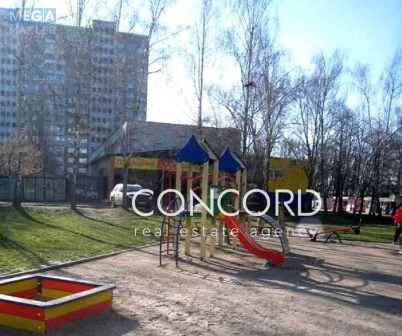 Продаж 2 кімнатної квартири (60/30/8,5), 8 пов. 16 пов. будинку, <a class="location-link" href="/kiev/" title="Недвижимость Київ">Київ</a>, <a class="location-link" href="/kiev/goloseevskij/" title="Недвижимость Голосіївський район">Голосіївський р-н</a>, Лятошинського вул., 28 (изображение 13)