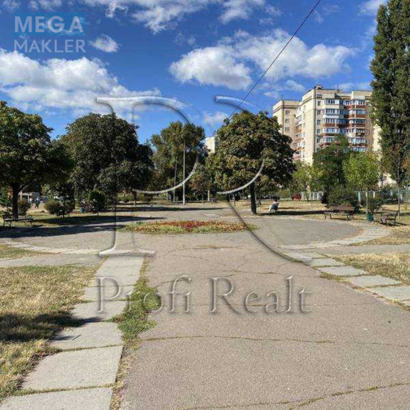 Продаж 1 кімнатної квартири (39/18/9), 3 пов. 9 пов. будинку, <a class="location-link" href="/kiev/" title="Недвижимость Київ">Київ</a>, <a class="location-link" href="/kiev/desnyanskij/" title="Недвижимость Деснянський район">Деснянський р-н</a>, Сабурова вулиця, 16 (изображение 7)