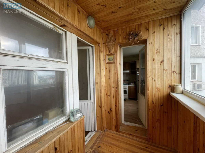 Продаж 3 кімнатної квартири (91/45/15), 13 пов. 17 пов. будинку, <a class="location-link" href="/kiev/" title="Недвижимость Київ">Київ</a>, <a class="location-link" href="/kiev/goloseevskij/" title="Недвижимость Голосіївський район">Голосіївський р-н</a>, Маршала Якубовського вул., 4 (изображение 3)
