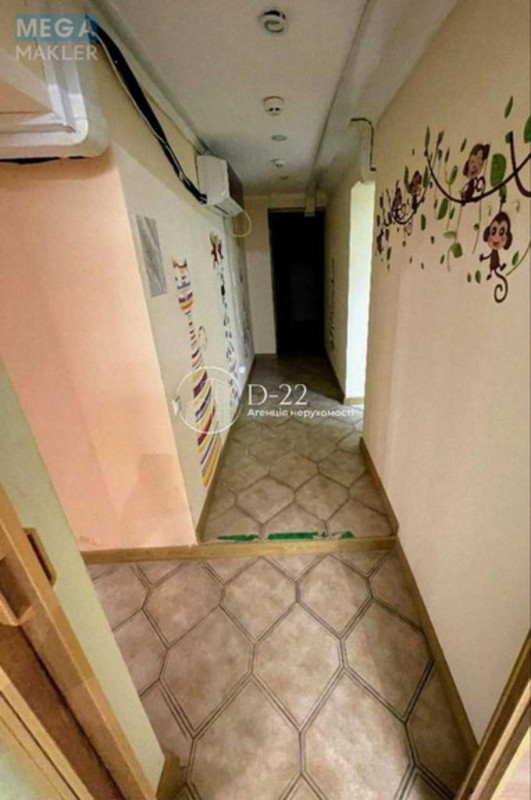 Продаж 4 кімнатної квартири (146/?/10), 1 пов. 5 пов. будинку, <a class="location-link" href="/kiev/" title="Недвижимость Київ">Київ</a>, <a class="location-link" href="/kiev/pecherskij/" title="Недвижимость Печерський район">Печерський р-н</a>, Миколи Міхновського бульвар, 13 (изображение 7)