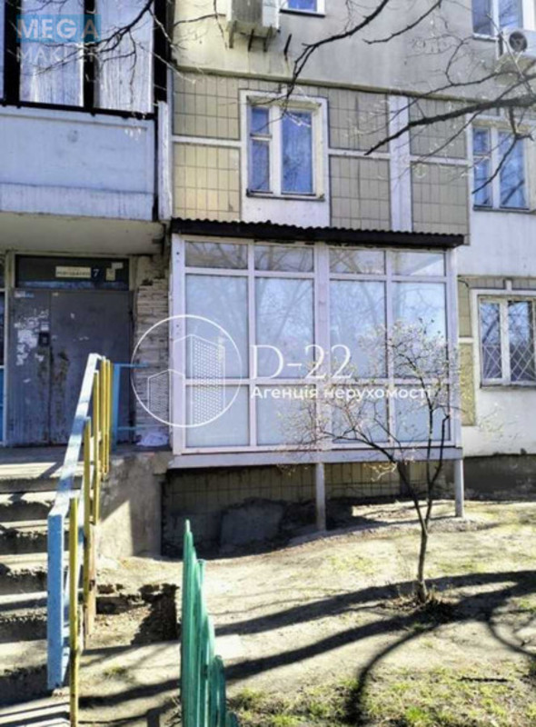 Продаж 1 кімнатної квартири (34/12/8), 1 пов. 10 пов. будинку, <a class="location-link" href="/kiev/" title="Недвижимость Київ">Київ</a>, <a class="location-link" href="/kiev/darnickij/" title="Недвижимость Дарницький район">Дарницький р-н</a>, Ревуцького вул., 7 (изображение 9)