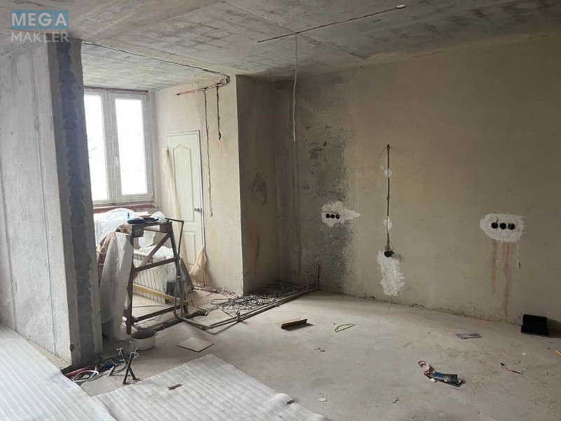 Продаж 4 кімнатної квартири (140/79/17), 11 пов. 23 пов. будинку, <a class="location-link" href="/kiev/" title="Недвижимость Київ">Київ</a>, <a class="location-link" href="/kiev/darnickij/" title="Недвижимость Дарницький район">Дарницький р-н</a>, Днепровская наб., 25 (изображение 8)