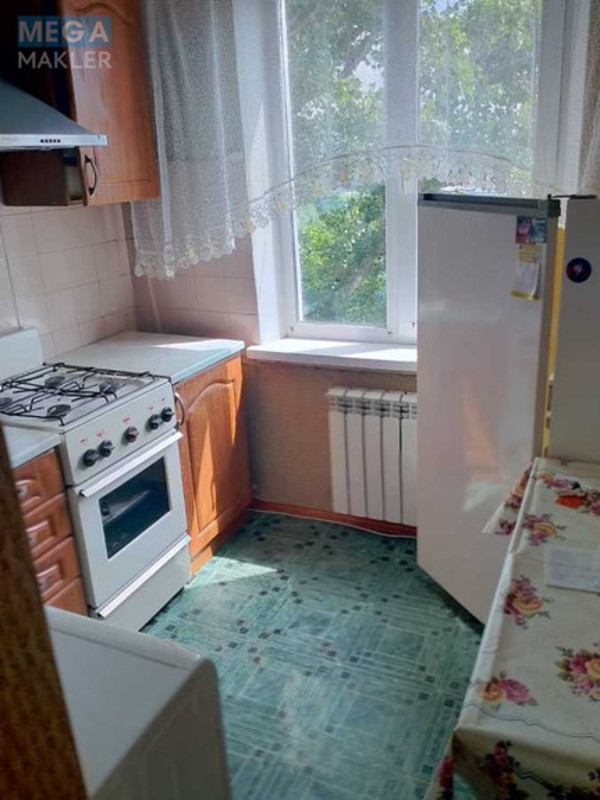 Оренда 2 кімнатної квартири, <a class="location-link" href="/kiev/" title="Недвижимость Київ">Київ</a>, <a class="location-link" href="/kiev/obolonskij/" title="Недвижимость Оболонський район">Оболонський р-н</a>, Автозаводська вул., 17 (изображение 3)