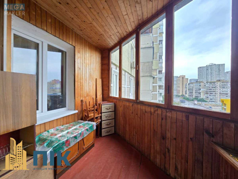 Продаж 3 кімнатної квартири (85/42/8), 6 пов. 16 пов. будинку, <a class="location-link" href="/kiev/" title="Недвижимость Київ">Київ</a>, <a class="location-link" href="/kiev/darnickij/" title="Недвижимость Дарницький район">Дарницький р-н</a>, Срибнокильская ул., 14 (изображение 11)