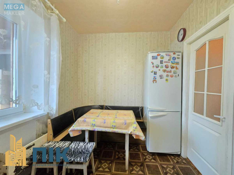 Продаж 3 кімнатної квартири (85/42/8), 6 пов. 16 пов. будинку, <a class="location-link" href="/kiev/" title="Недвижимость Київ">Київ</a>, <a class="location-link" href="/kiev/darnickij/" title="Недвижимость Дарницький район">Дарницький р-н</a>, Срибнокильская ул., 14 (изображение 14)