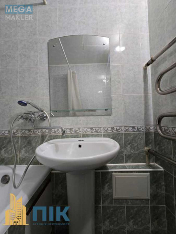 Продаж 3 кімнатної квартири (85/42/8), 6 пов. 16 пов. будинку, <a class="location-link" href="/kiev/" title="Недвижимость Київ">Київ</a>, <a class="location-link" href="/kiev/darnickij/" title="Недвижимость Дарницький район">Дарницький р-н</a>, Срибнокильская ул., 14 (изображение 21)