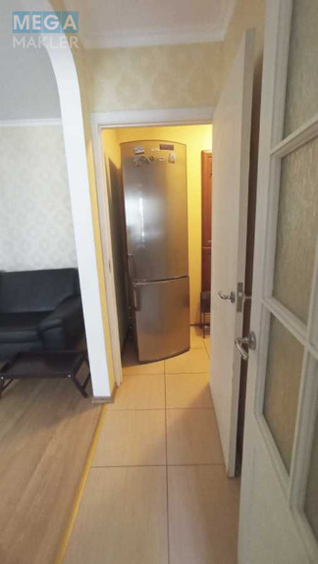 Продаж 3 кімнатної квартири (60/40/7), 3 пов. 5 пов. будинку, <a class="location-link" href="/kiev/" title="Недвижимость Київ">Київ</a>, <a class="location-link" href="/kiev/solomenskij/" title="Недвижимость Солом'янський район">Солом'янський р-н</a>, Ушинского ул., 10 (изображение 6)