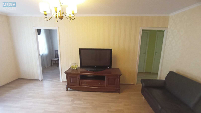 Продаж 3 кімнатної квартири (60/40/7), 3 пов. 5 пов. будинку, <a class="location-link" href="/kiev/" title="Недвижимость Київ">Київ</a>, <a class="location-link" href="/kiev/solomenskij/" title="Недвижимость Солом'янський район">Солом'янський р-н</a>, Ушинского ул., 10 (изображение 18)