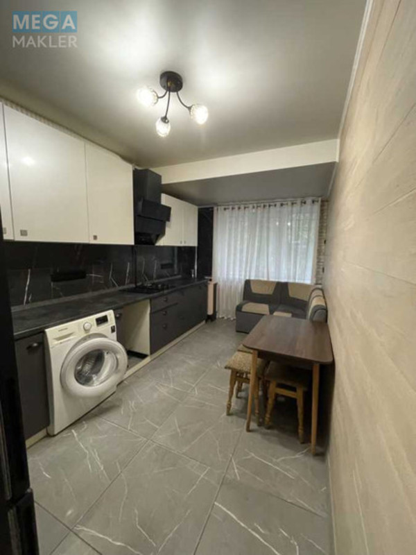 Продаж 1 кімнатної квартири (38,4/20,5/12,1), 1 пов. 10 пов. будинку, <a class="location-link" href="/kiev/" title="Недвижимость Київ">Київ</a>, <a class="location-link" href="/kiev/solomenskij/" title="Недвижимость Солом'янський район">Солом'янський р-н</a>, Докучаєвська вул., 16 (изображение 2)