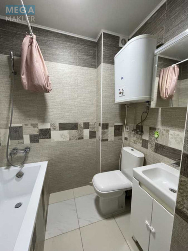 Продаж 1 кімнатної квартири (38,4/20,5/12,1), 1 пов. 10 пов. будинку, <a class="location-link" href="/kiev/" title="Недвижимость Київ">Київ</a>, <a class="location-link" href="/kiev/solomenskij/" title="Недвижимость Солом'янський район">Солом'янський р-н</a>, Докучаєвська вул., 16 (изображение 7)