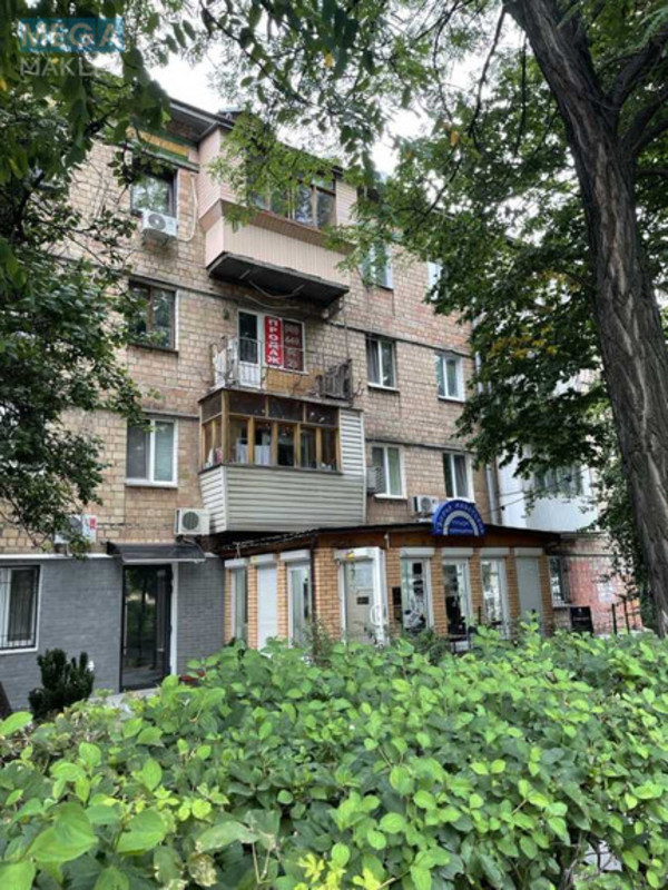 Продаж 1 кімнатної квартири (32/17/5), 4 пов. 5 пов. будинку, <a class="location-link" href="/kiev/" title="Недвижимость Київ">Київ</a>, <a class="location-link" href="/kiev/solomenskij/" title="Недвижимость Солом'янський район">Солом'янський р-н</a>, Авіаконструктора Антонова вул., 4 (изображение 9)