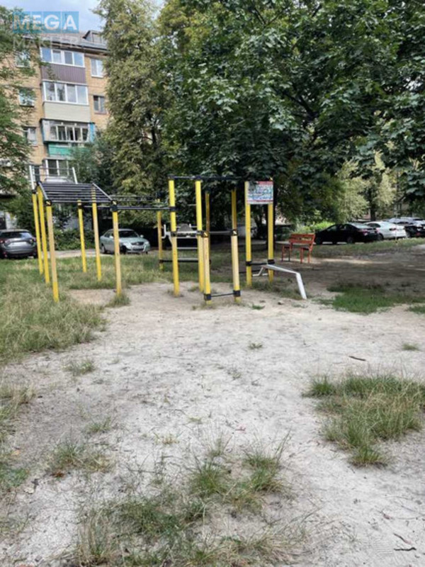 Продаж 1 кімнатної квартири (32/17/5), 4 пов. 5 пов. будинку, <a class="location-link" href="/kiev/" title="Недвижимость Київ">Київ</a>, <a class="location-link" href="/kiev/solomenskij/" title="Недвижимость Солом'янський район">Солом'янський р-н</a>, Авіаконструктора Антонова вул., 4 (изображение 10)