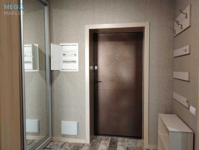 Оренда 1 кімнатної квартири, <a class="location-link" href="/kiev/" title="Недвижимость Київ">Київ</a>, <a class="location-link" href="/kiev/podolskij/" title="Недвижимость Подільський район">Подільський р-н</a>, Новомостицкая ул., 15 (изображение 4)