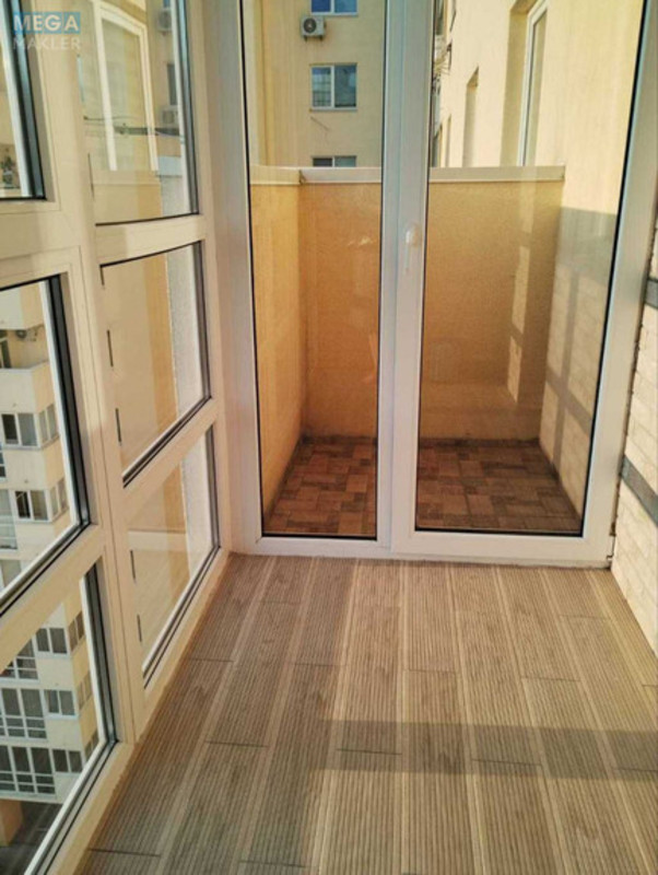 Оренда 1 кімнатної квартири, <a class="location-link" href="/kiev/" title="Недвижимость Київ">Київ</a>, <a class="location-link" href="/kiev/podolskij/" title="Недвижимость Подільський район">Подільський р-н</a>, Новомостицкая ул., 15 (изображение 8)