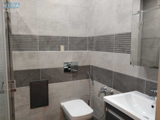 Оренда 1 кімнатної квартири, <a class="location-link" href="/kiev/" title="Недвижимость Київ">Київ</a>, <a class="location-link" href="/kiev/podolskij/" title="Недвижимость Подільський район">Подільський р-н</a>, Новомостицкая ул., 15 (изображение 10)