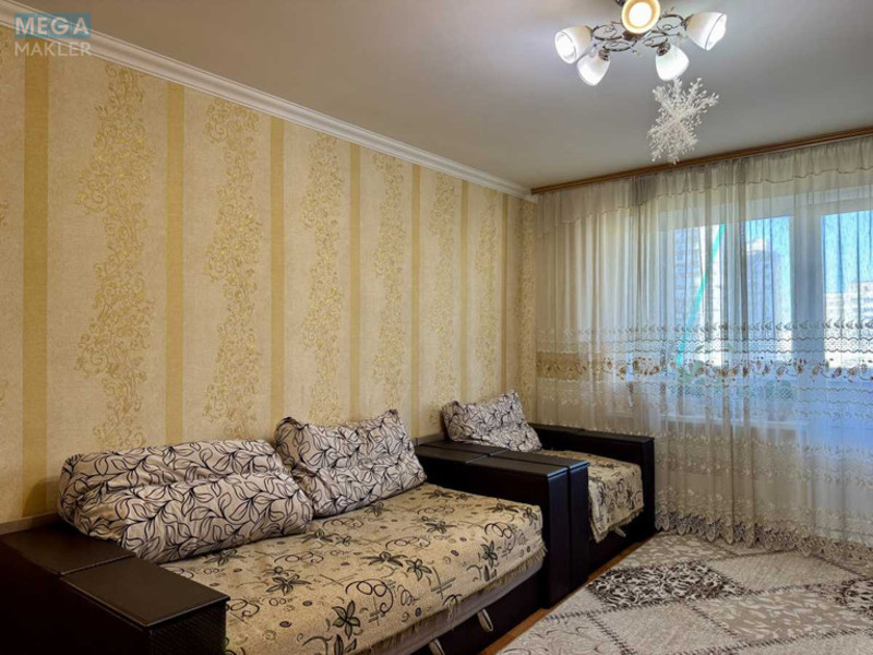 Продаж 3 кімнатної квартири (69/42/8), 9 пов. 10 пов. будинку, <a class="location-link" href="/kiev/" title="Недвижимость Київ">Київ</a>, <a class="location-link" href="/kiev/svyatoshinskij/" title="Недвижимость Святошинський район">Святошинський р-н</a>, Прилужная ул., 10 (изображение 4)
