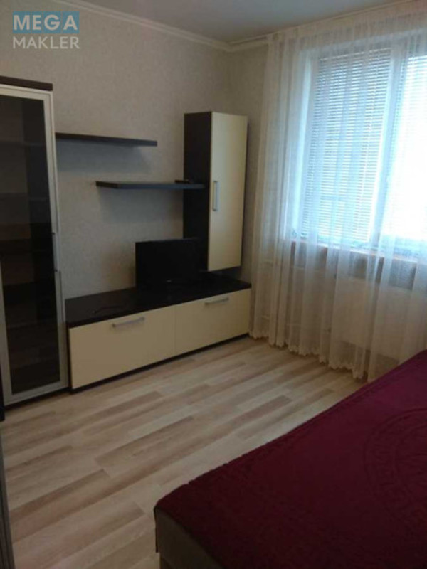 Оренда 1 кімнатної квартири, <a class="location-link" href="/kiev/" title="Недвижимость Київ">Київ</a>, <a class="location-link" href="/kiev/shevchenkovskij/" title="Недвижимость Шевченківський район">Шевченківський р-н</a>, Довнар-Запольского ул., 8 (изображение 3)