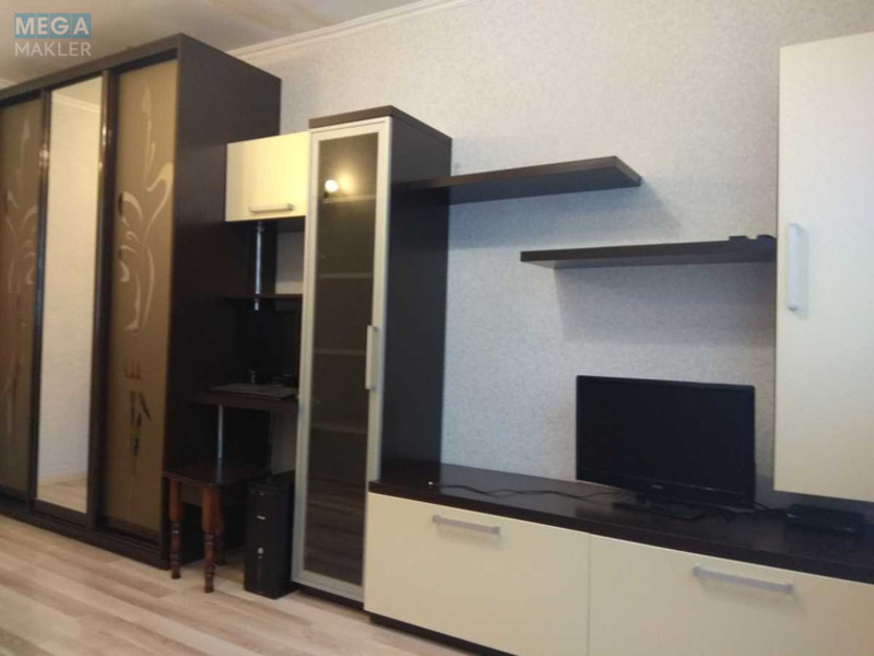 Оренда 1 кімнатної квартири, <a class="location-link" href="/kiev/" title="Недвижимость Київ">Київ</a>, <a class="location-link" href="/kiev/shevchenkovskij/" title="Недвижимость Шевченківський район">Шевченківський р-н</a>, Довнар-Запольского ул., 8 (изображение 4)