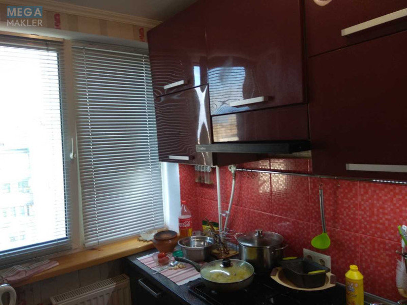 Оренда 1 кімнатної квартири, <a class="location-link" href="/kiev/" title="Недвижимость Київ">Київ</a>, <a class="location-link" href="/kiev/shevchenkovskij/" title="Недвижимость Шевченківський район">Шевченківський р-н</a>, Довнар-Запольского ул., 8 (изображение 9)