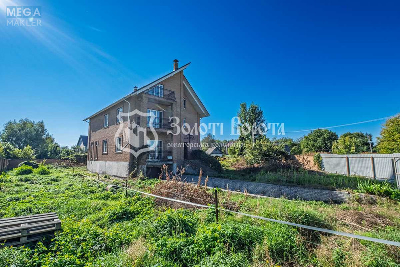 Продаж дома, 2&nbsp;поверху, 286&nbsp;кв.м, 5&nbsp;кімнат, ділянка 10&nbsp;соток, <a class="location-link" href="/kiev/" title="Недвижимость Київ">Київ</a>, <a class="location-link" href="/kiev/darnickij/" title="Недвижимость Дарницький район">Дарницький р-н</a>, Лермонтова вул., 13а (изображение 2)