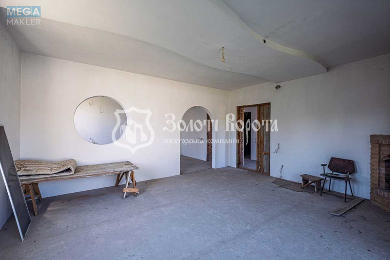 Продаж дома, 2&nbsp;поверху, 286&nbsp;кв.м, 5&nbsp;кімнат, ділянка 10&nbsp;соток, <a class="location-link" href="/kiev/" title="Недвижимость Київ">Київ</a>, <a class="location-link" href="/kiev/darnickij/" title="Недвижимость Дарницький район">Дарницький р-н</a>, Лермонтова вул., 13а (изображение 5)