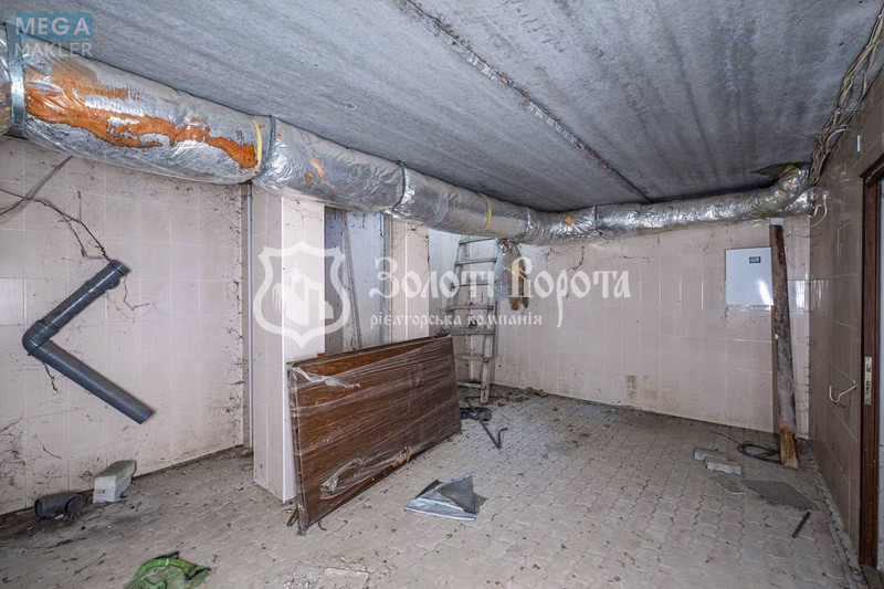Продаж дома, 2&nbsp;поверху, 286&nbsp;кв.м, 5&nbsp;кімнат, ділянка 10&nbsp;соток, <a class="location-link" href="/kiev/" title="Недвижимость Київ">Київ</a>, <a class="location-link" href="/kiev/darnickij/" title="Недвижимость Дарницький район">Дарницький р-н</a>, Лермонтова вул., 13а (изображение 20)