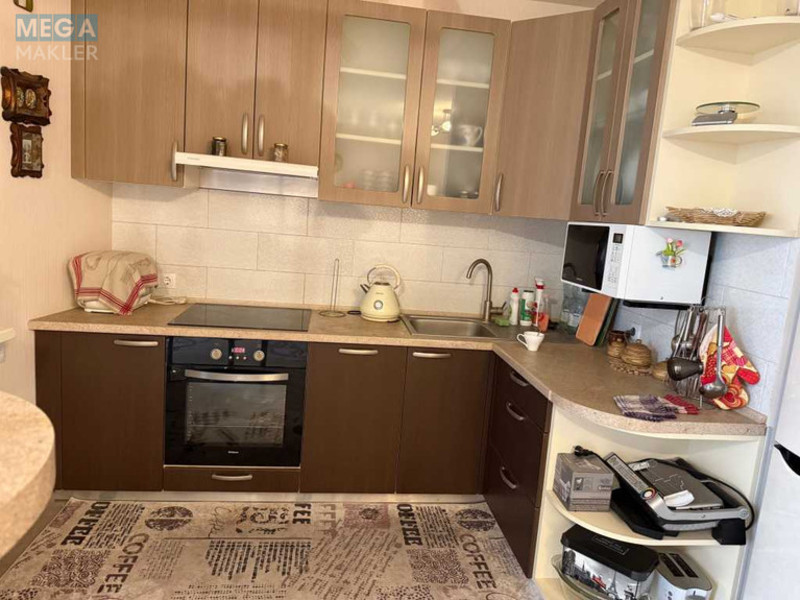 Продаж 2 кімнатної квартири (70/?/20), 29 пов. 35 пов. будинку, <a class="location-link" href="/kiev/" title="Недвижимость Київ">Київ</a>, <a class="location-link" href="/kiev/dneprovskij/" title="Недвижимость Дніпровський район">Дніпровський р-н</a>, Соборности просп. (изображение 9)