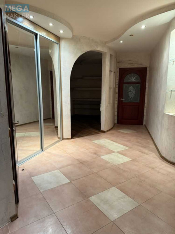 Продаж 4 кімнатної квартири (139/?/35), 6 пов. 25 пов. будинку, <a class="location-link" href="/kiev/" title="Недвижимость Київ">Київ</a>, <a class="location-link" href="/kiev/dneprovskij/" title="Недвижимость Дніпровський район">Дніпровський р-н</a>, Митрополита Андрея Шептицкого ул. (изображение 2)