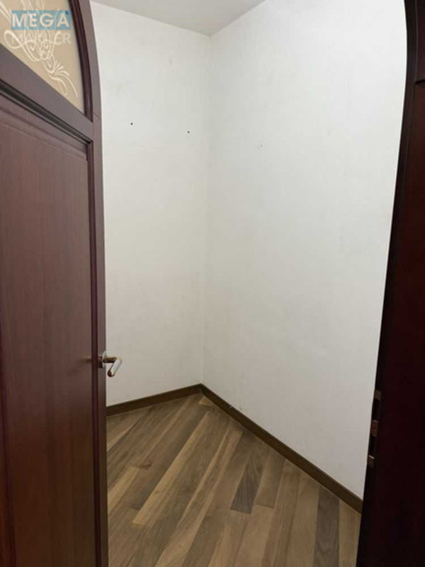Продаж 4 кімнатної квартири (139/?/35), 6 пов. 25 пов. будинку, <a class="location-link" href="/kiev/" title="Недвижимость Київ">Київ</a>, <a class="location-link" href="/kiev/dneprovskij/" title="Недвижимость Дніпровський район">Дніпровський р-н</a>, Митрополита Андрея Шептицкого ул. (изображение 12)