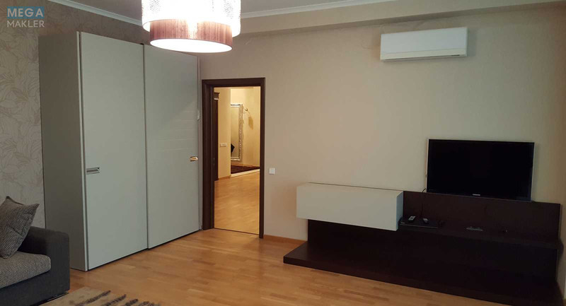 Оренда 4 кімнатні квартири, <a class="location-link" href="/kiev/" title="Недвижимость Київ">Київ</a>, <a class="location-link" href="/kiev/pecherskij/" title="Недвижимость Печерский район">Печерский р-н</a>, Зверинецкая ул., 59 (изображение 9)