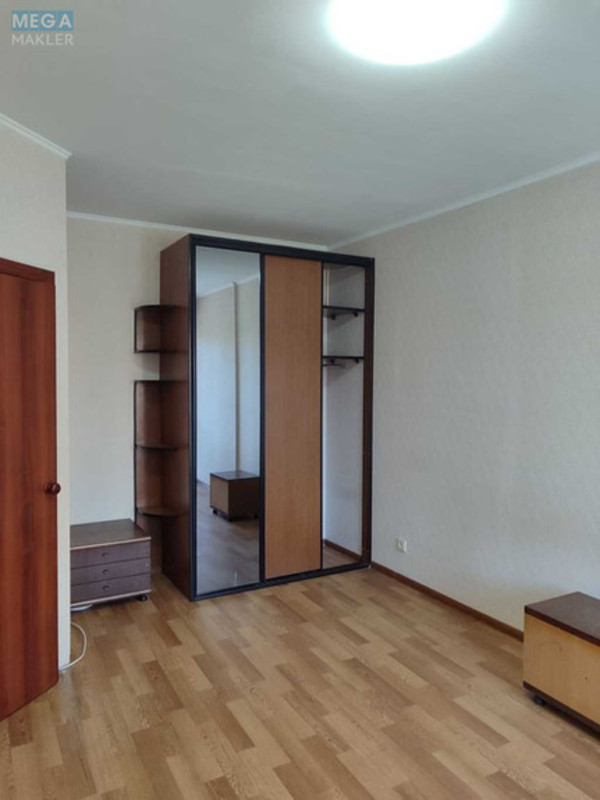 Продаж 1 кімнатної квартири (33/16/9), 2 пов. 9 пов. будинку, <a class="location-link" href="/kiev/" title="Недвижимость Київ">Київ</a>, <a class="location-link" href="/kiev/goloseevskij/" title="Недвижимость Голосіївський район">Голосіївський р-н</a>, Метрологическая ул., 58 (изображение 3)