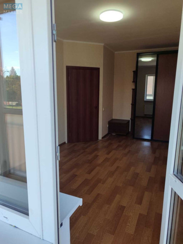 Продаж 1 кімнатної квартири (33/16/9), 2 пов. 9 пов. будинку, <a class="location-link" href="/kiev/" title="Недвижимость Київ">Київ</a>, <a class="location-link" href="/kiev/goloseevskij/" title="Недвижимость Голосіївський район">Голосіївський р-н</a>, Метрологическая ул., 58 (изображение 12)