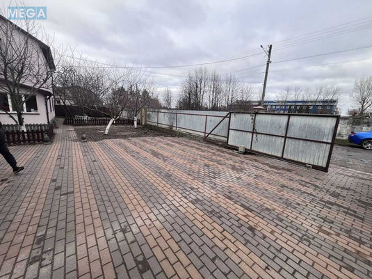 Продаж дома, 2&nbsp;поверху, 153&nbsp;кв.м, 5&nbsp;кімнат, ділянка 24&nbsp;сотки, <a class="location-link" href="/krasilovka-selo-kv-brovarskij-rajon/" title="Недвижимость Красилівка">Красилівка</a>, <a class="location-link" href="/krasilovka-selo-kv-brovarskij-rajon/desnyanskij/" title="Недвижимость Деснянский район">Деснянский р-н</a>, Кірова (изображение 6)