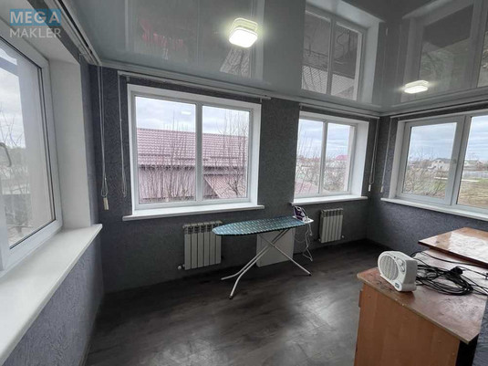 Продаж дома, 2&nbsp;поверху, 153&nbsp;кв.м, 5&nbsp;кімнат, ділянка 24&nbsp;сотки, <a class="location-link" href="/krasilovka-selo-kv-brovarskij-rajon/" title="Недвижимость Красилівка">Красилівка</a>, <a class="location-link" href="/krasilovka-selo-kv-brovarskij-rajon/desnyanskij/" title="Недвижимость Деснянский район">Деснянский р-н</a>, Кірова (изображение 16)
